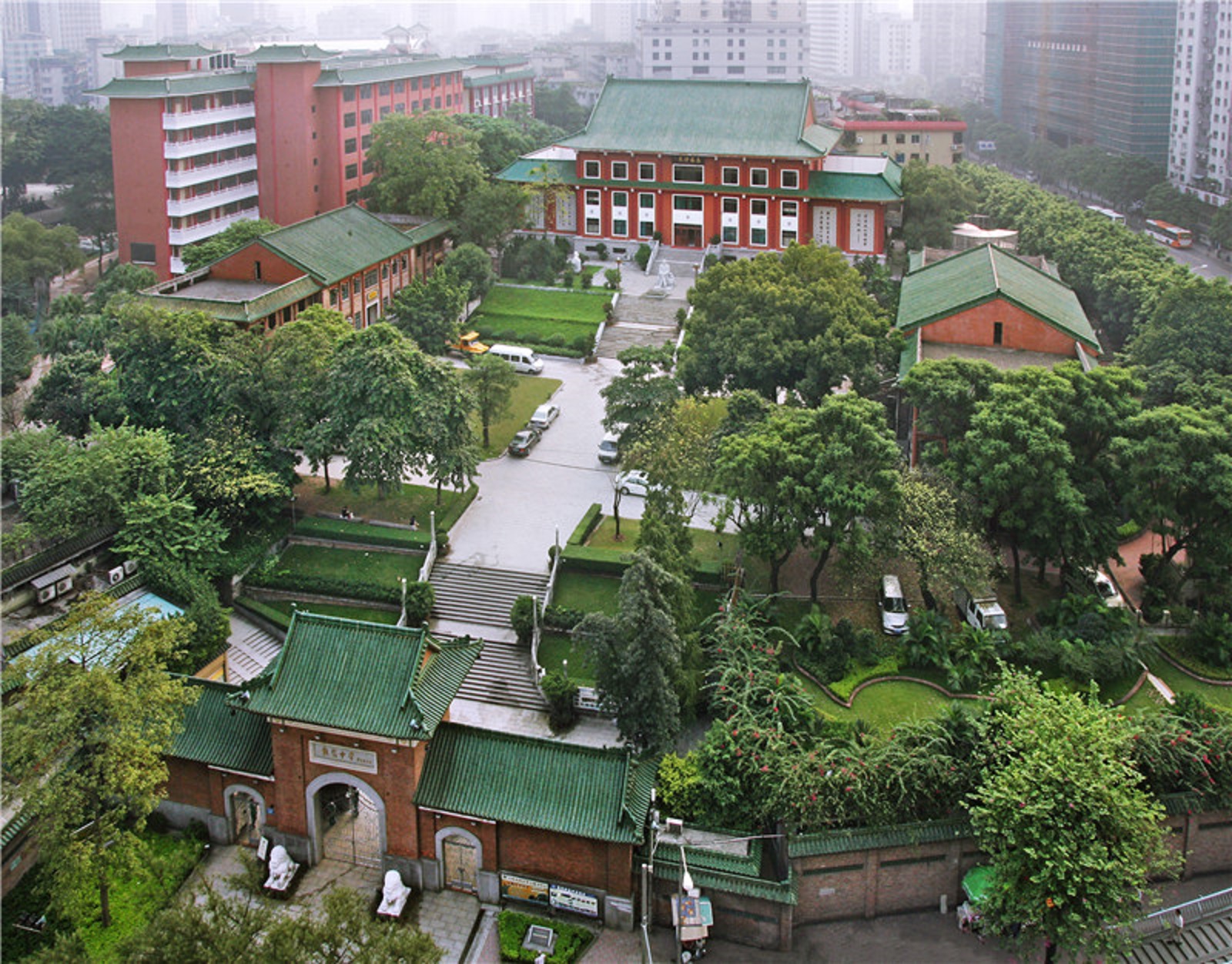 广州执信中学校庆65周年校庆活动精彩纷呈,学子展风采 广州执信中学校庆65周年校庆活动精彩纷呈,学子展风采